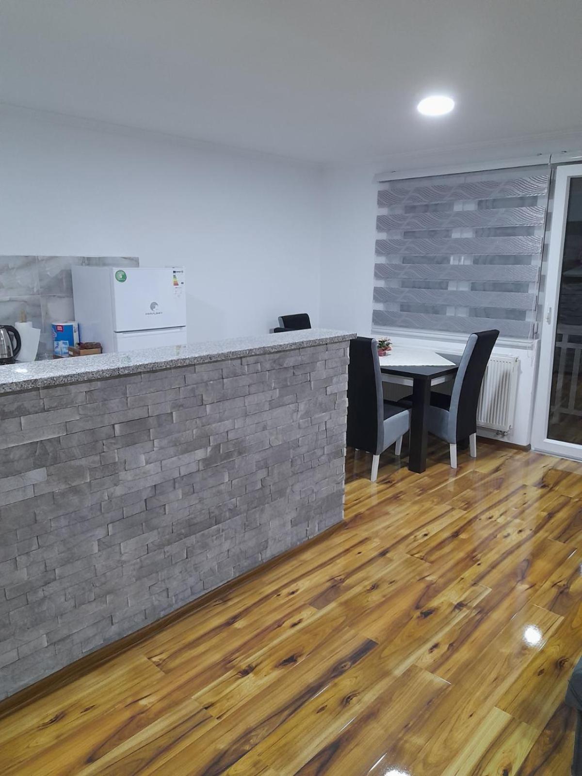 Apartman Micevic Φότσα Εξωτερικό φωτογραφία